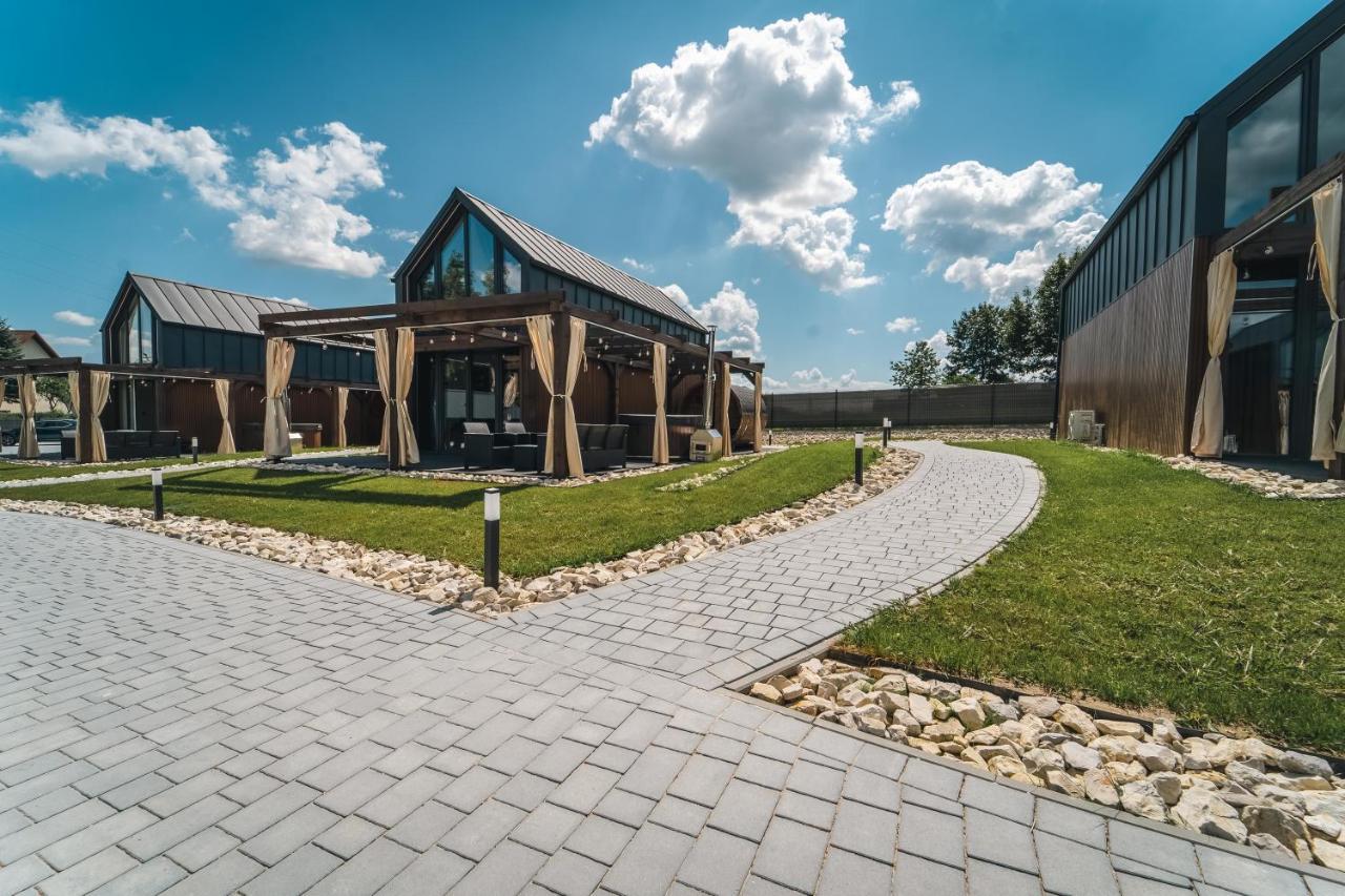 Village Resort Sauna & Jacuzzi & Netflix Tworkowa Exterior foto