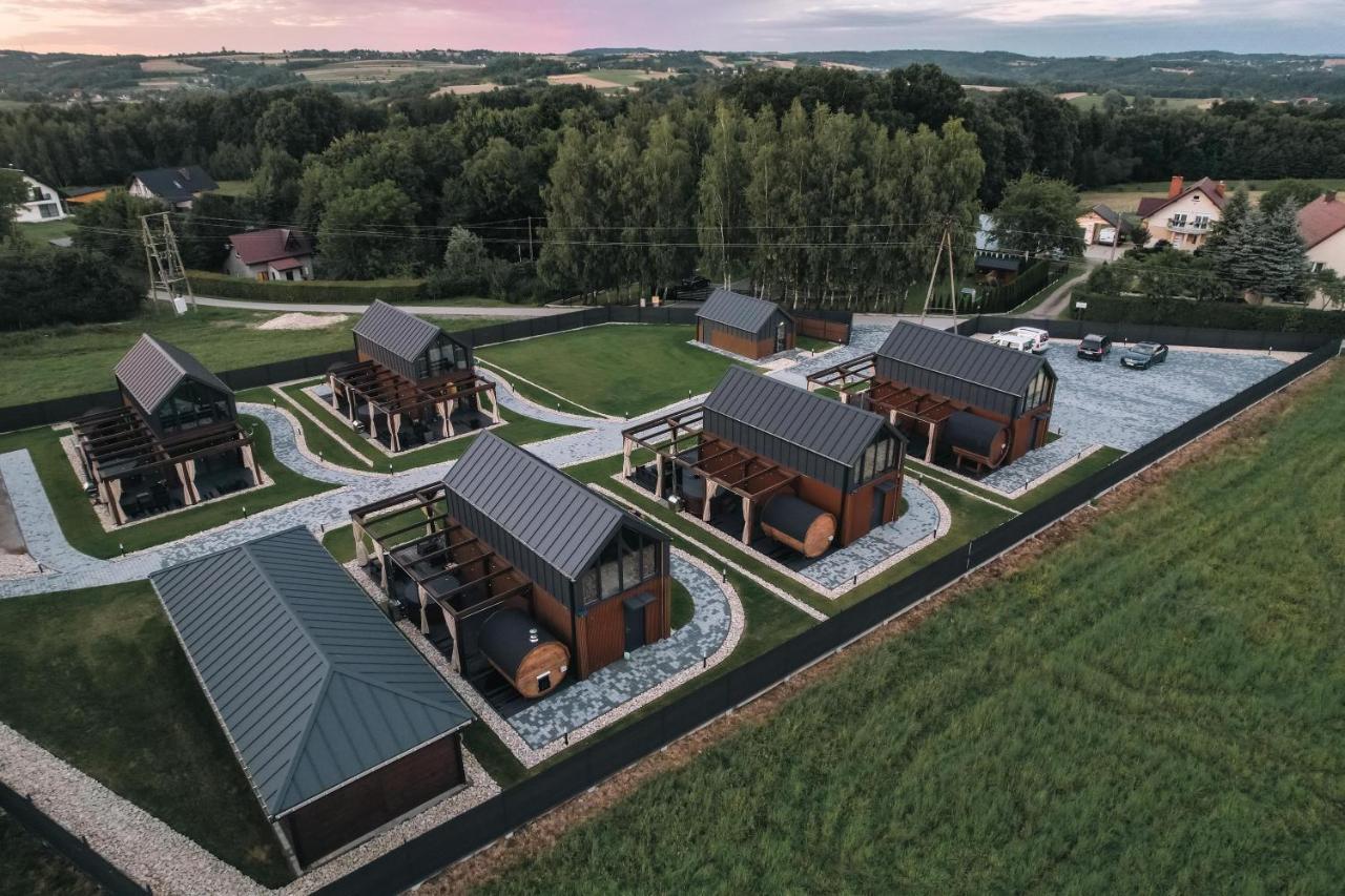 Village Resort Sauna & Jacuzzi & Netflix Tworkowa Exterior foto